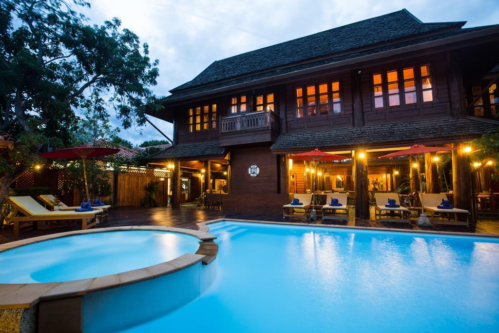 Ruen Come In Chiang Mai Exterior photo