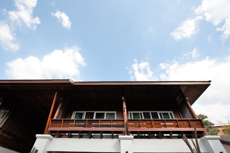 Ruen Come In Chiang Mai Exterior photo