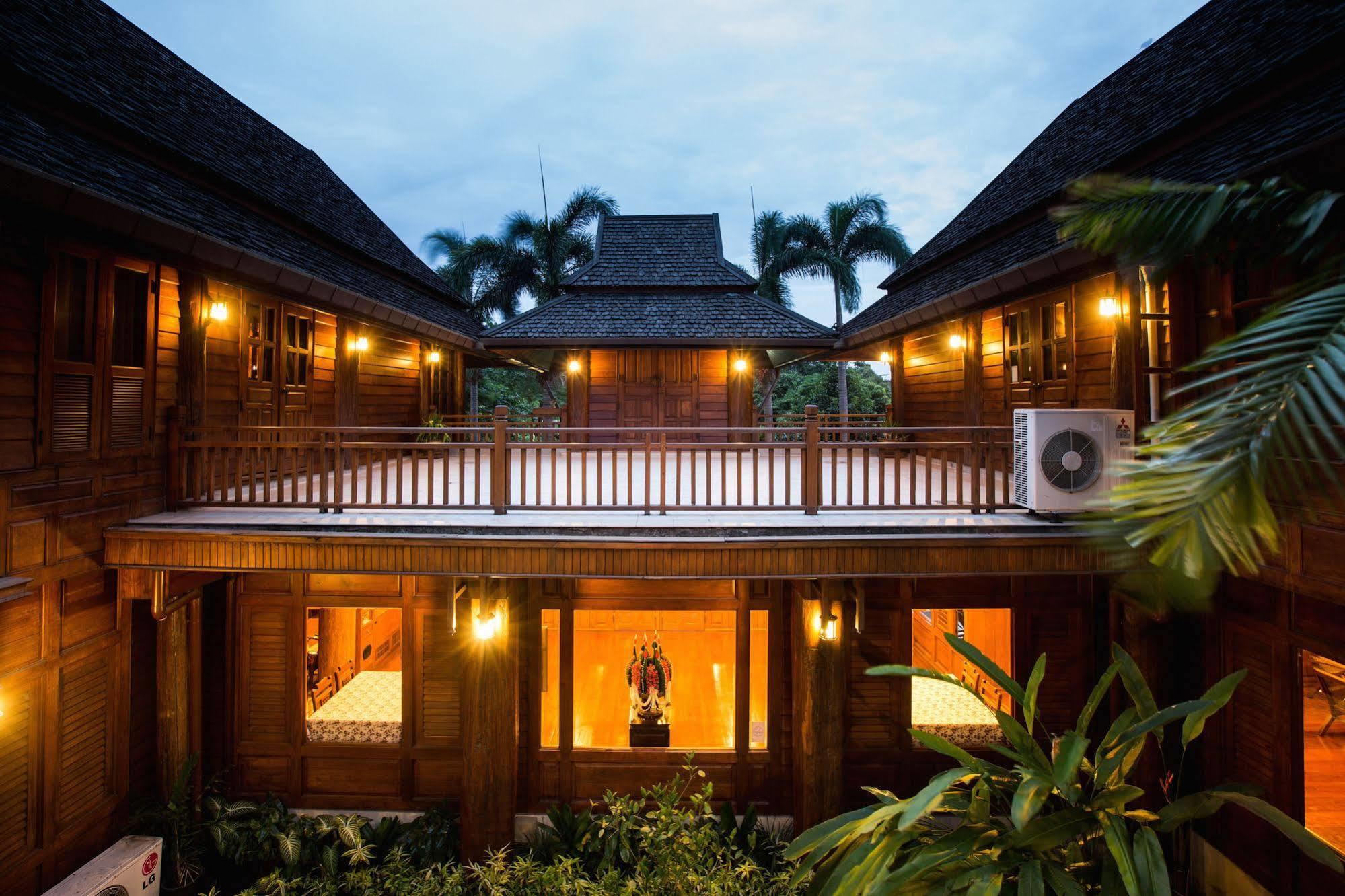 Ruen Come In Chiang Mai Exterior photo
