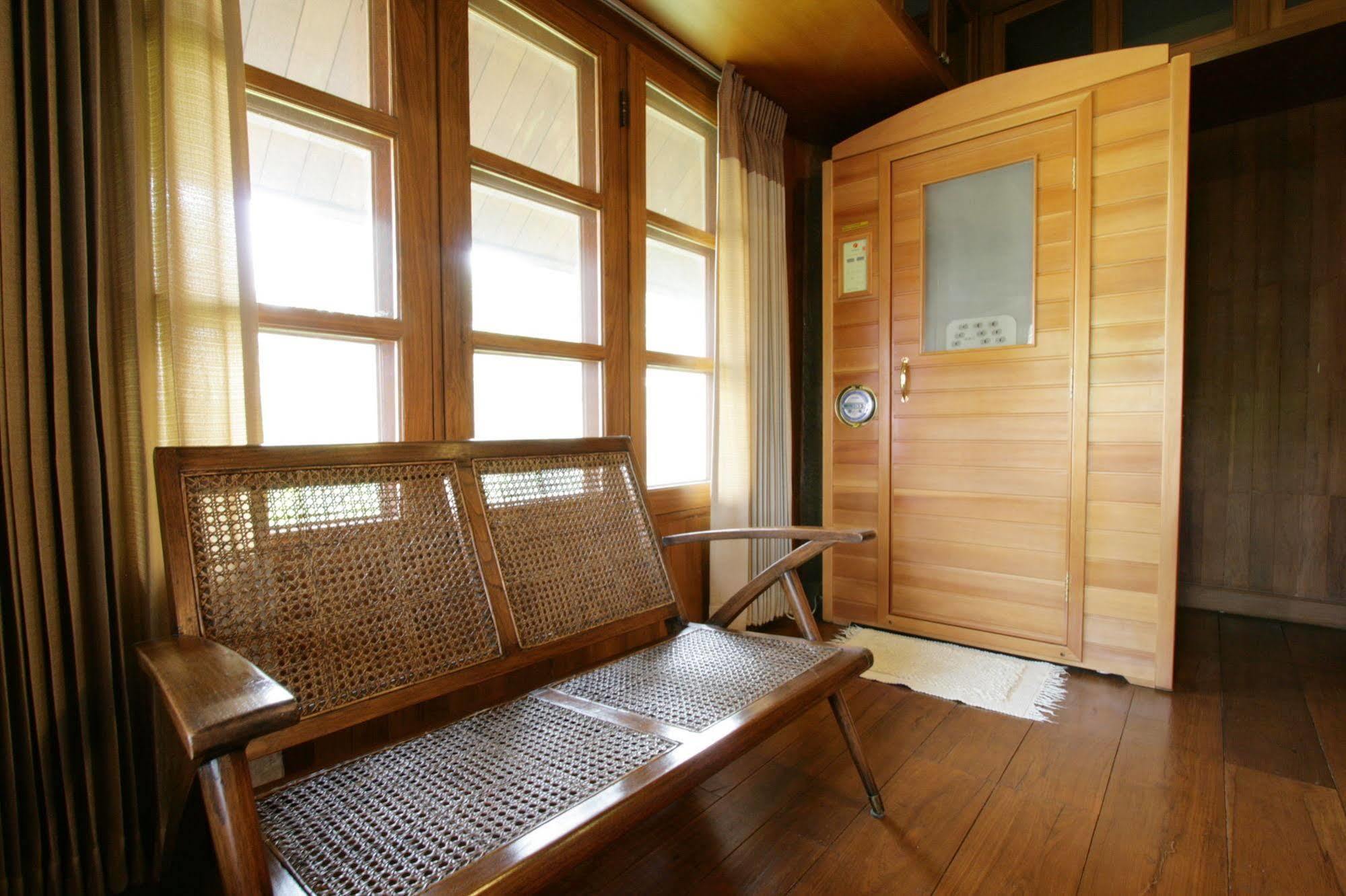 Ruen Come In Chiang Mai Exterior photo